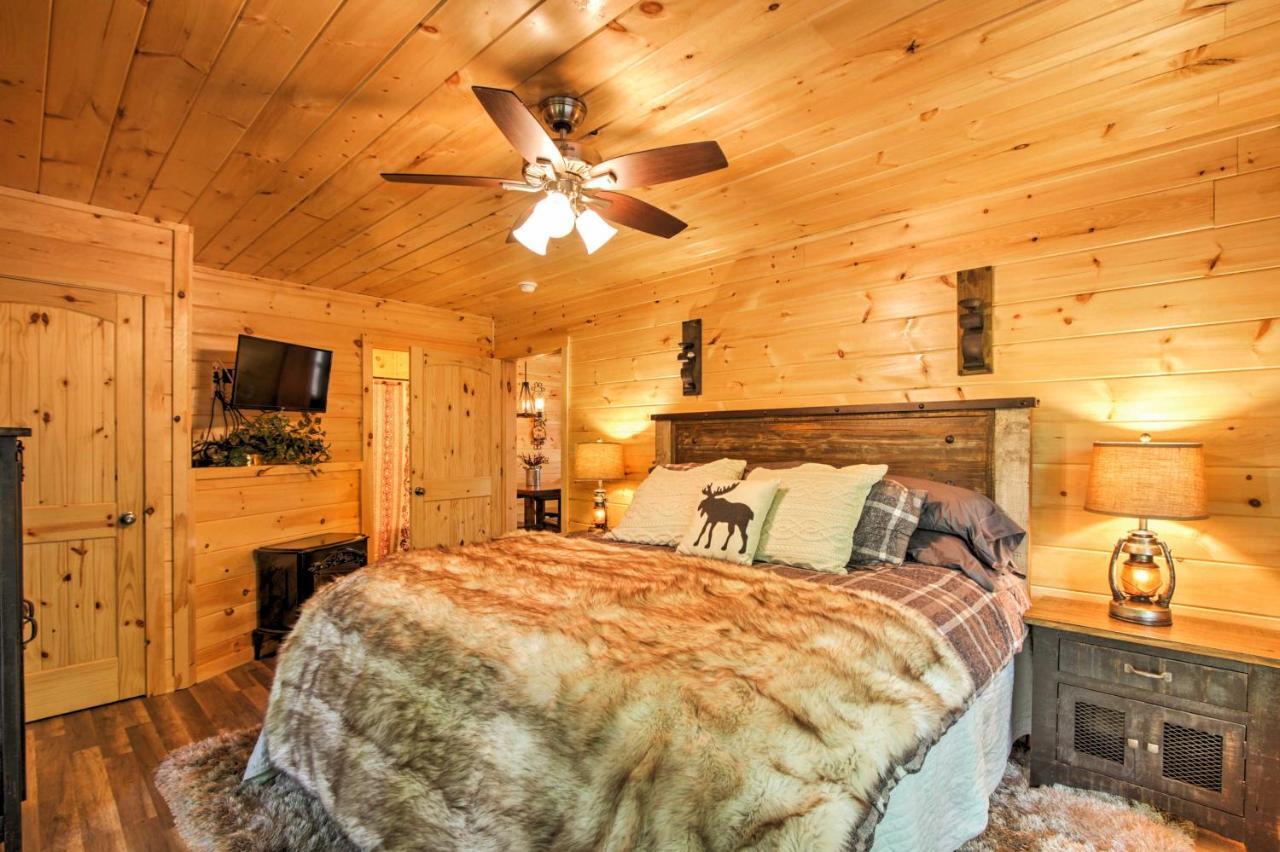 Gatlinburg Cabin With Hot Tub 5 Mi To Downtown エクステリア 写真